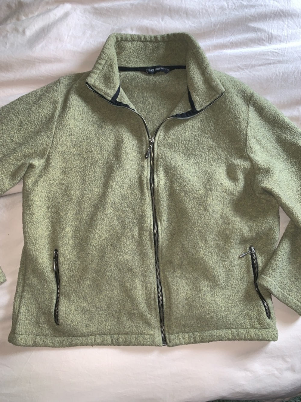 Black Diamond Zip Up sweater Size XL Used